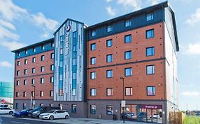 Premier Inn Gloucester